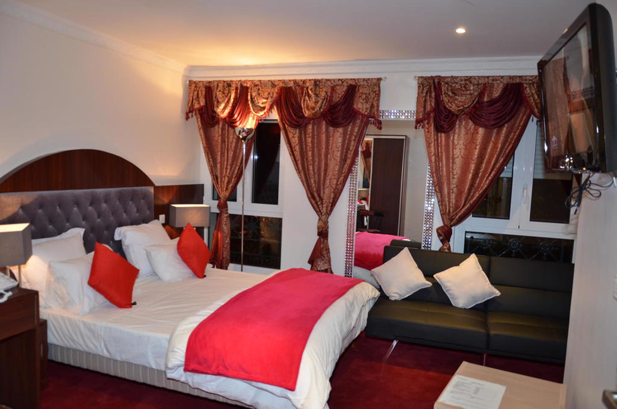 Regina Montmartre Hotel Parijs